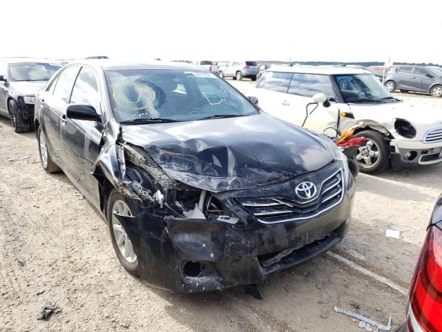 Toyota Camry le a (2011)