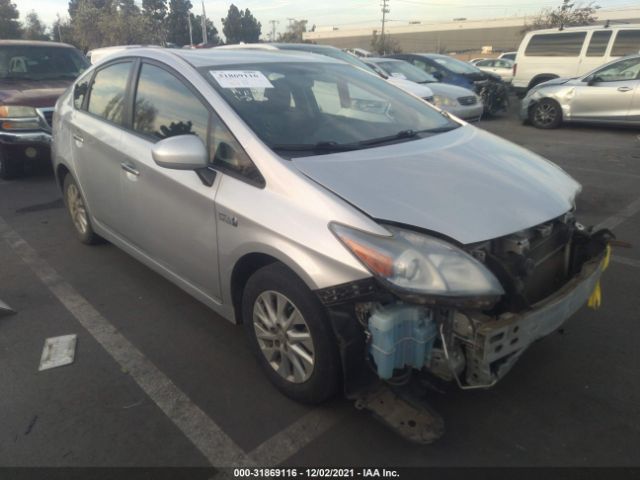 Toyota Prius plug-in (2013)