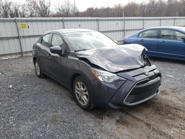 Toyota Scion ia (2016)