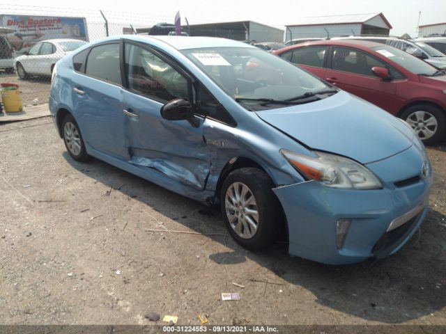 Toyota Prius plug-in (2014)