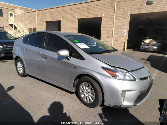 Toyota Prius plug-in (2013)