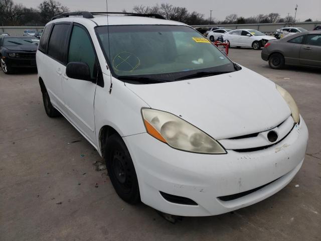 Toyota Sienna ce (2010)