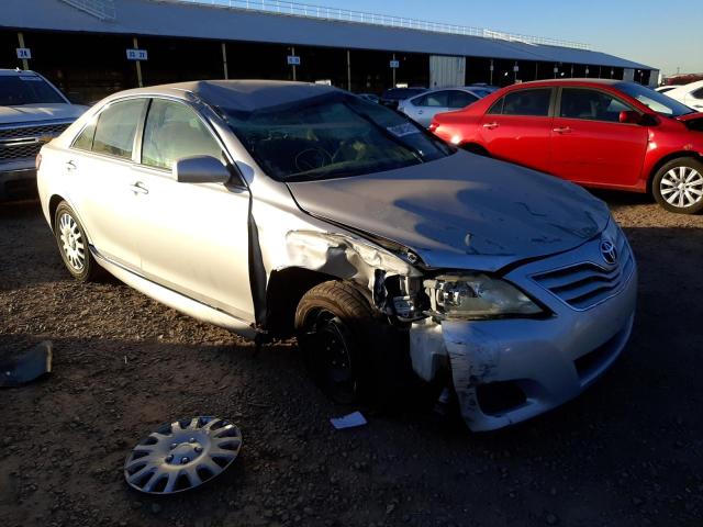 Toyota Camry base (2010)