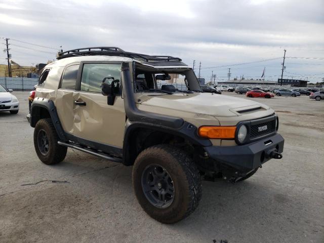 Toyota Fj cruiser (2011)