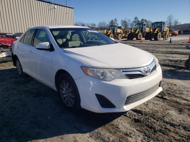 Toyota Camry le a (2012)