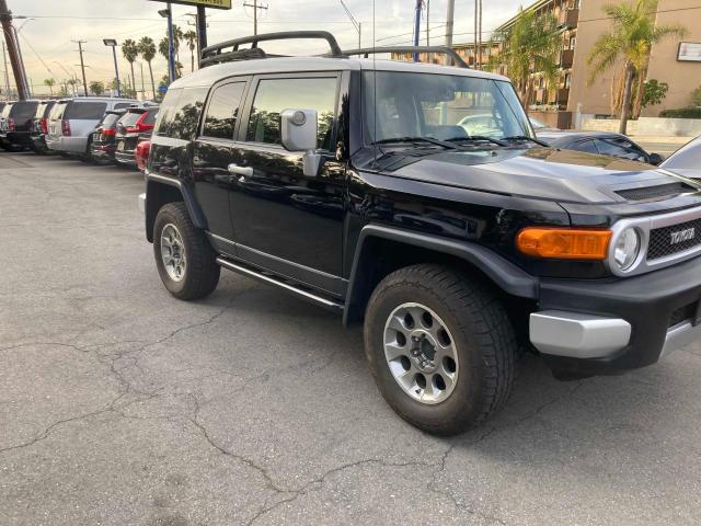 Toyota Fj cruiser (2012)