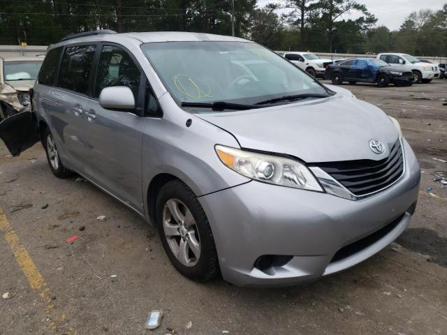 Toyota Sienna (2012)