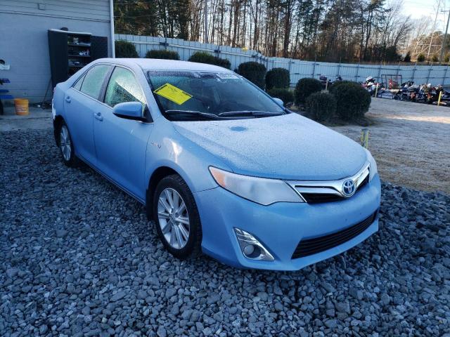 Toyota Camry hybr (2013)