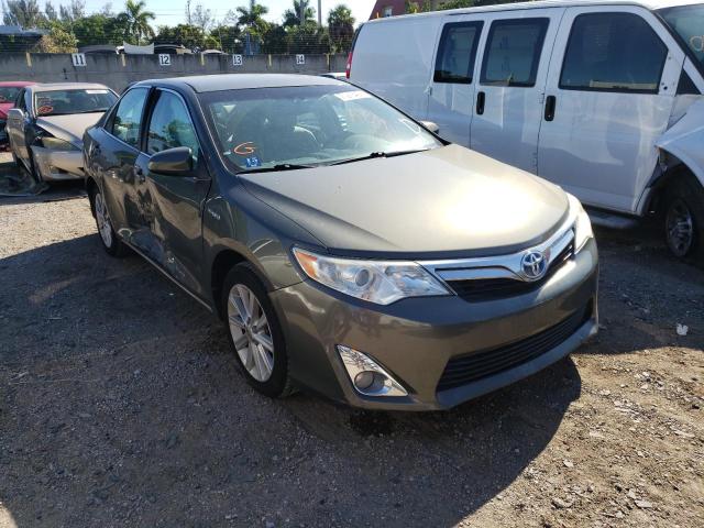 Toyota Camry hybr (2014)