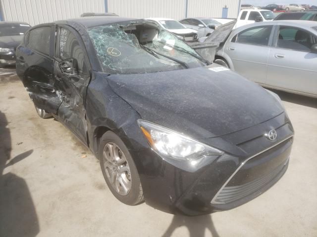 Toyota Scion ia (2016)
