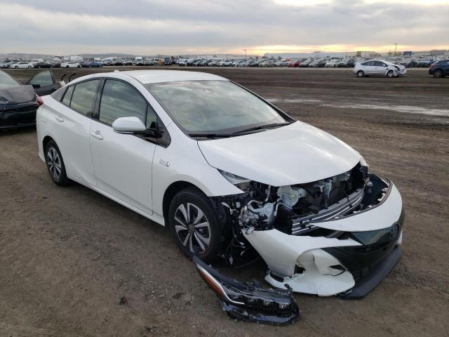 Toyota Prius prim (2017)