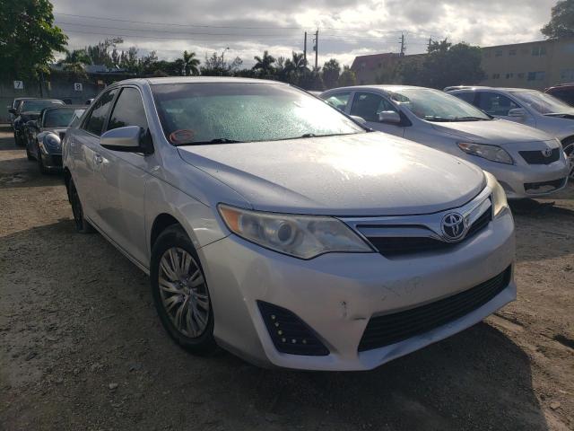 Toyota Camry l (2014)