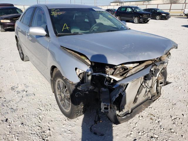 Toyota Camry base (2010)
