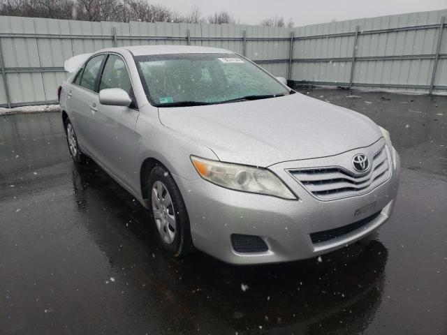 Toyota Camry base (2010)