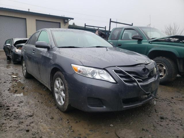Toyota Camry base (2011)
