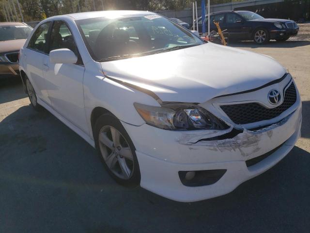 Toyota Camry base (2011)
