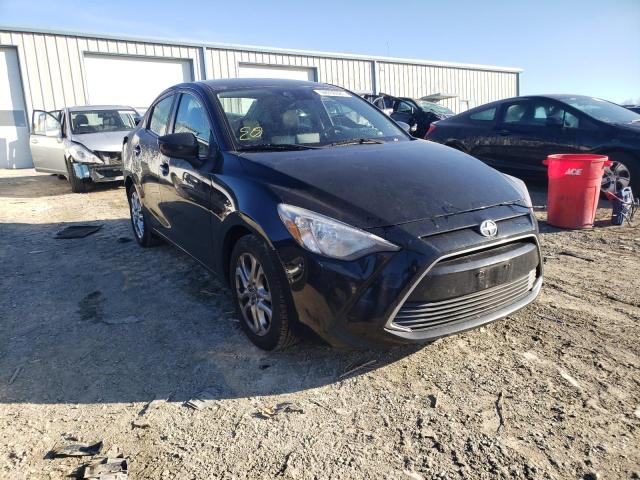 Toyota Scion ia (2016)
