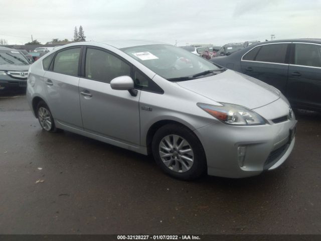 Toyota Prius plug-in (2012)