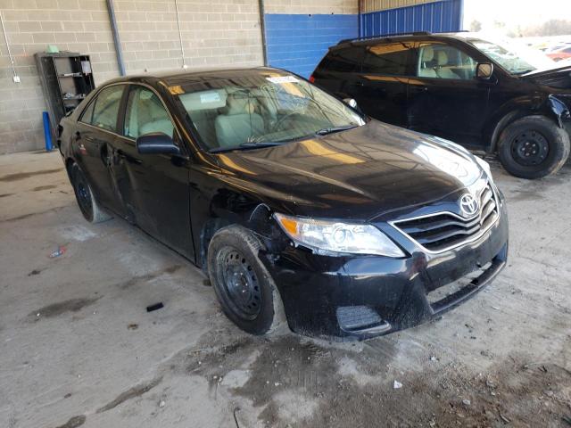 Toyota Camry base (2011)