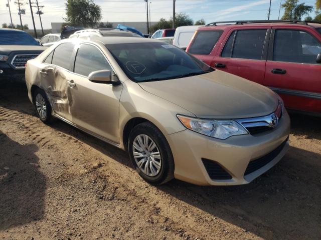 Toyota Camry base (2012)