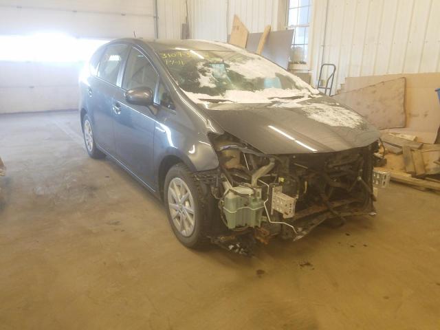 Toyota Prius v (2013)