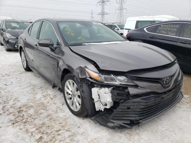 Toyota Camry le (2020)