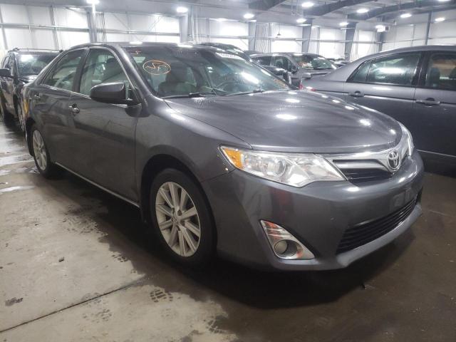 Toyota Camry (2014)