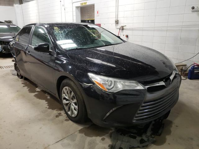 Toyota Camry hybr (2016)