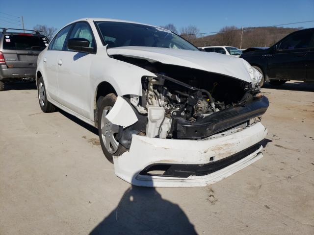 Volkswagen Jetta base (2015)