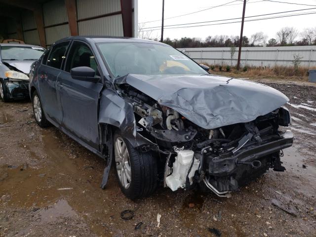 Volkswagen Jetta base (2015)