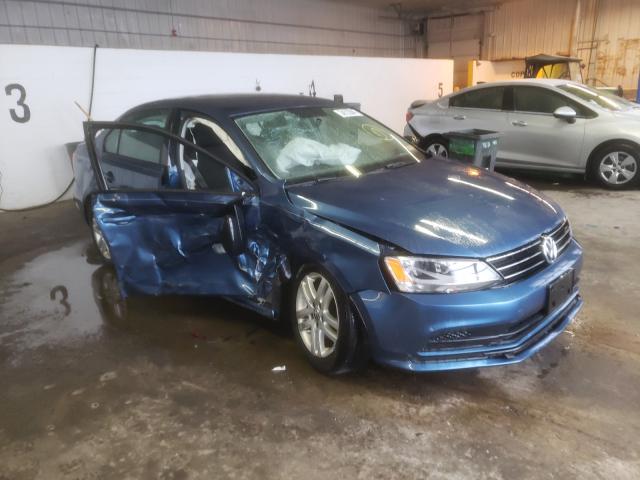 Volkswagen Jetta base (2015)