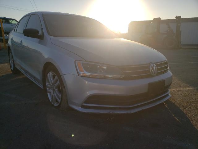 Volkswagen Jetta base (2015)