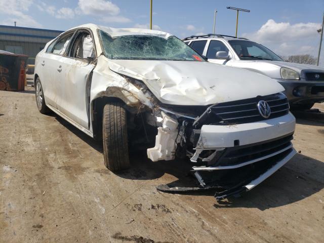 Volkswagen Jetta base (2015)