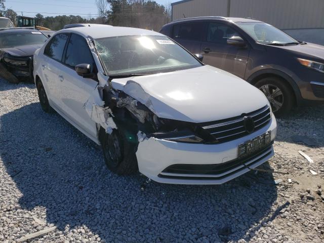 Volkswagen Jetta base (2015)