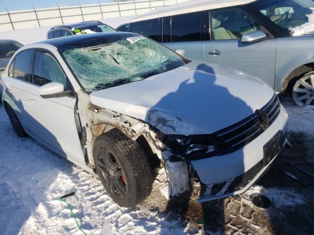 Volkswagen Jetta s (2017)