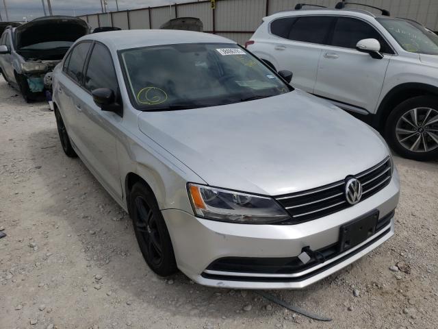 Volkswagen Jetta base (2015)