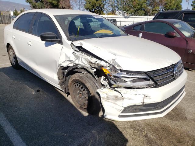 Volkswagen Jetta s (2016)