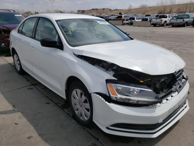 Volkswagen Jetta base (2015)