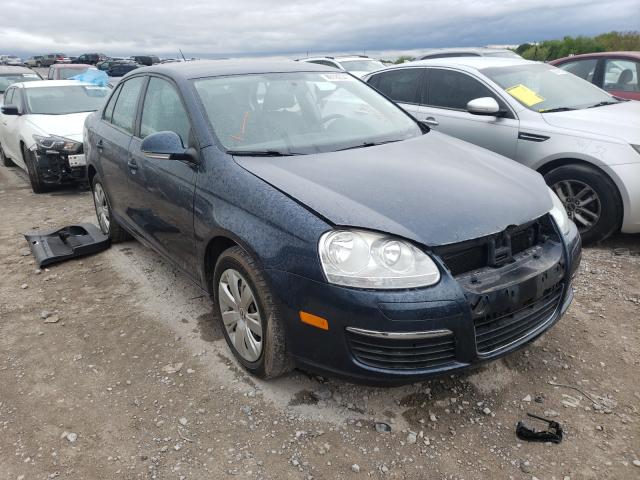 Volkswagen Jetta s (2010)