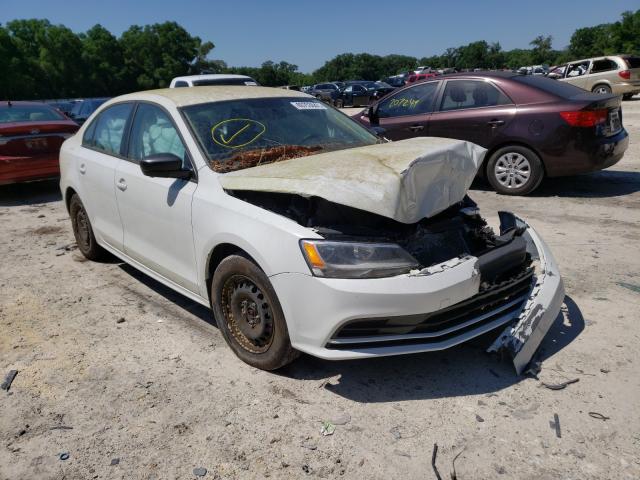 Volkswagen Jetta s (2016)