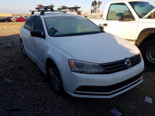 Volkswagen Jetta base (2015)