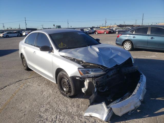 Volkswagen Jetta base (2015)