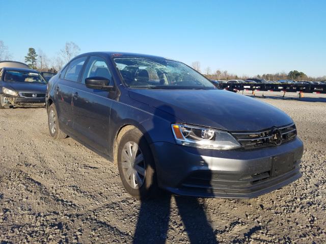 Volkswagen Jetta base (2015)