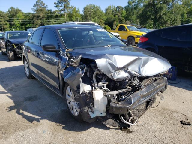 Volkswagen Jetta base (2015)