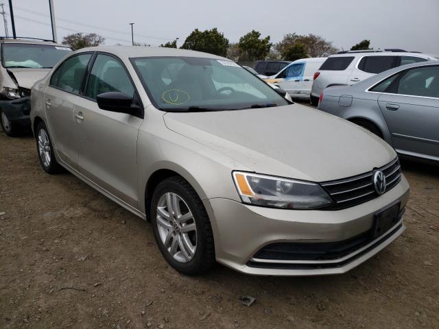 Volkswagen Jetta base (2015)