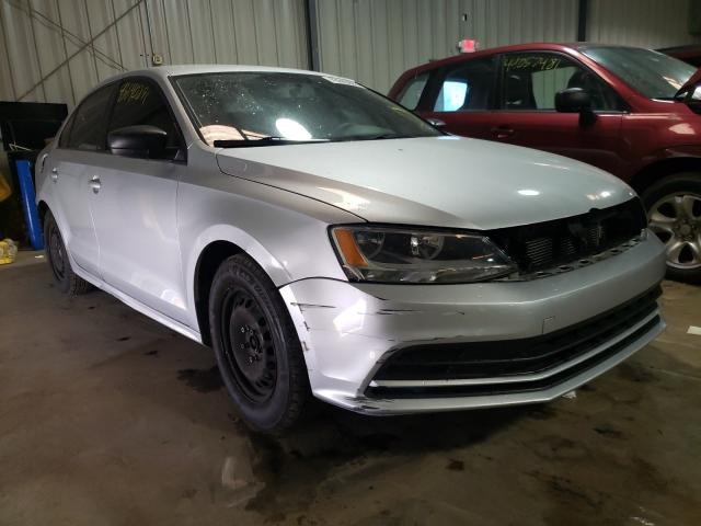 Volkswagen Jetta base (2015)