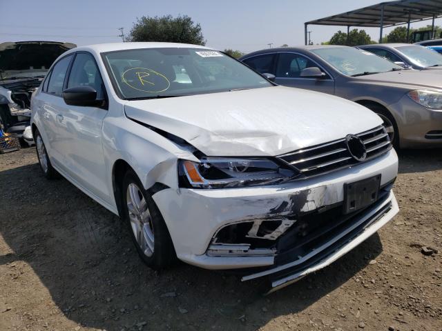 Volkswagen Jetta base (2015)