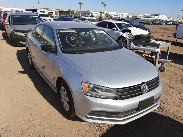 Volkswagen Jetta base (2015)