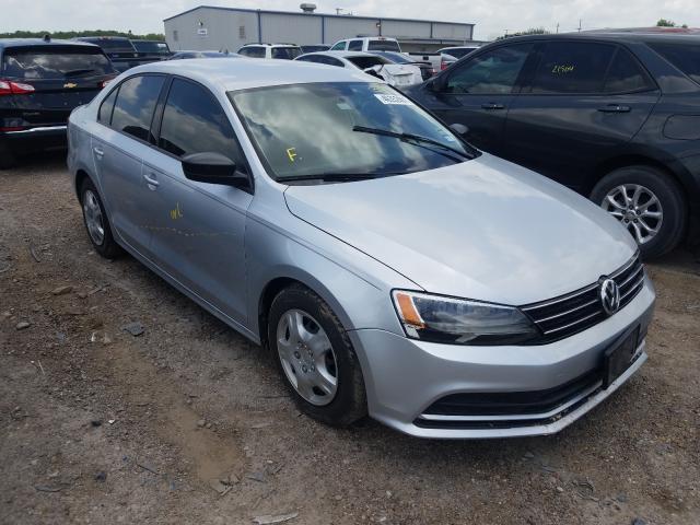 Volkswagen Jetta base (2015)