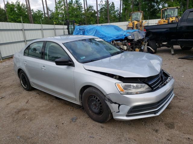 Volkswagen Jetta base (2015)